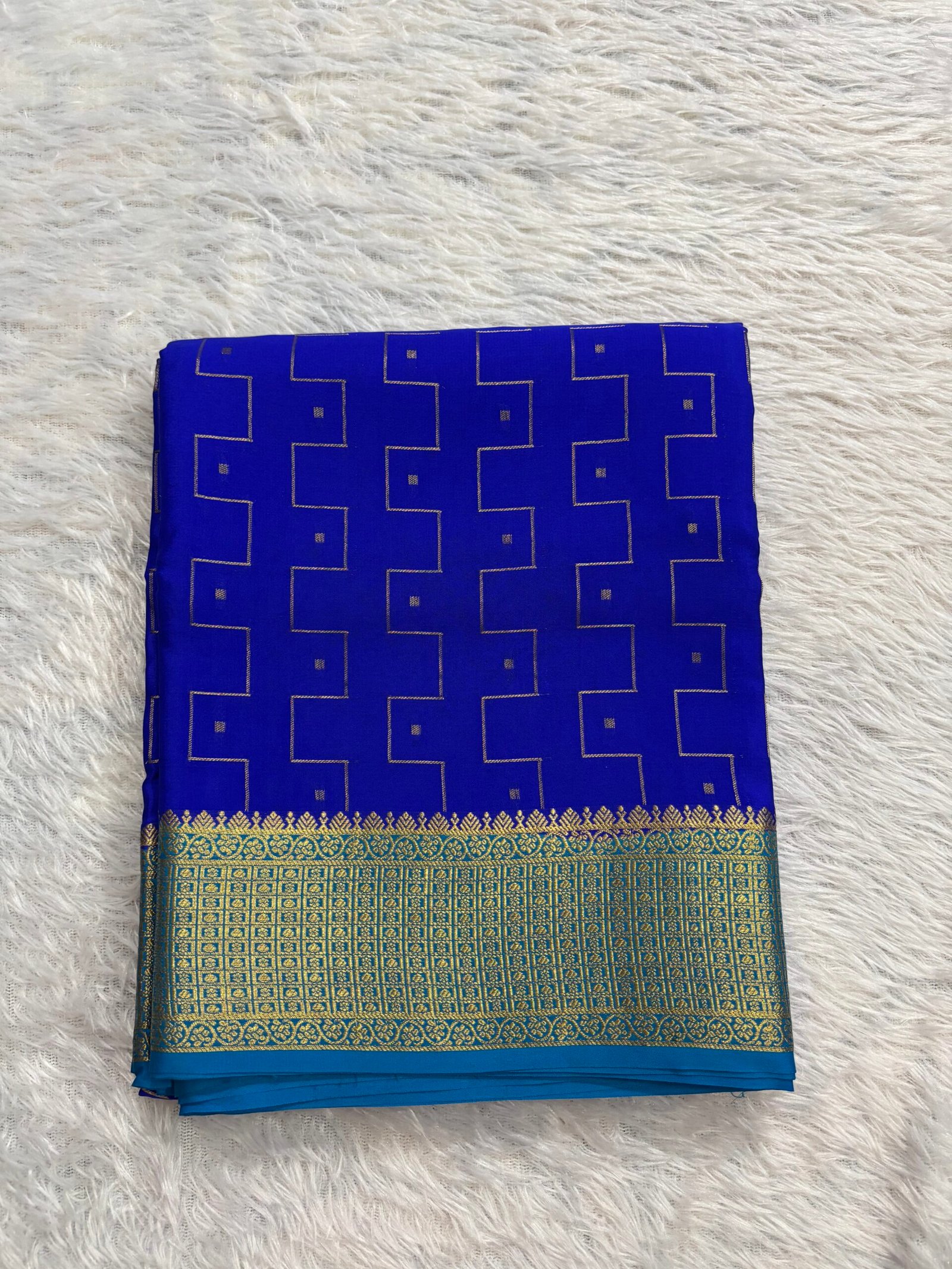 MDH504 - Royal Blue with Ananda Blue