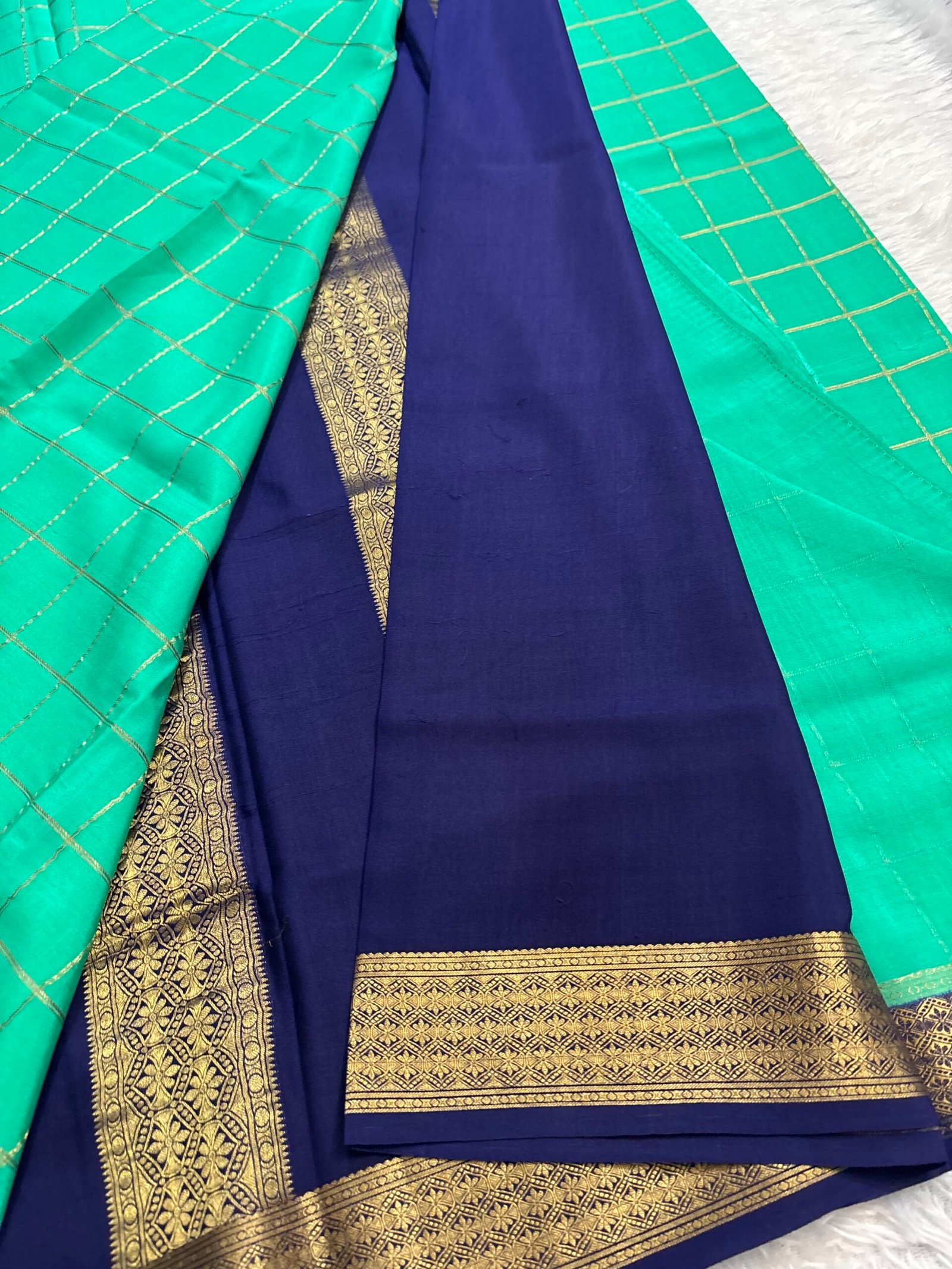 MDC403 - Rama Green with navy Blue - Image 5