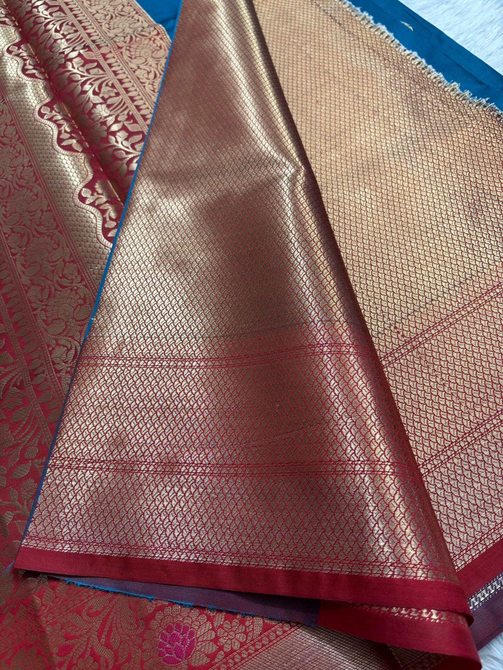 RCJ4502 - Peacock Blue with Red - Image 4