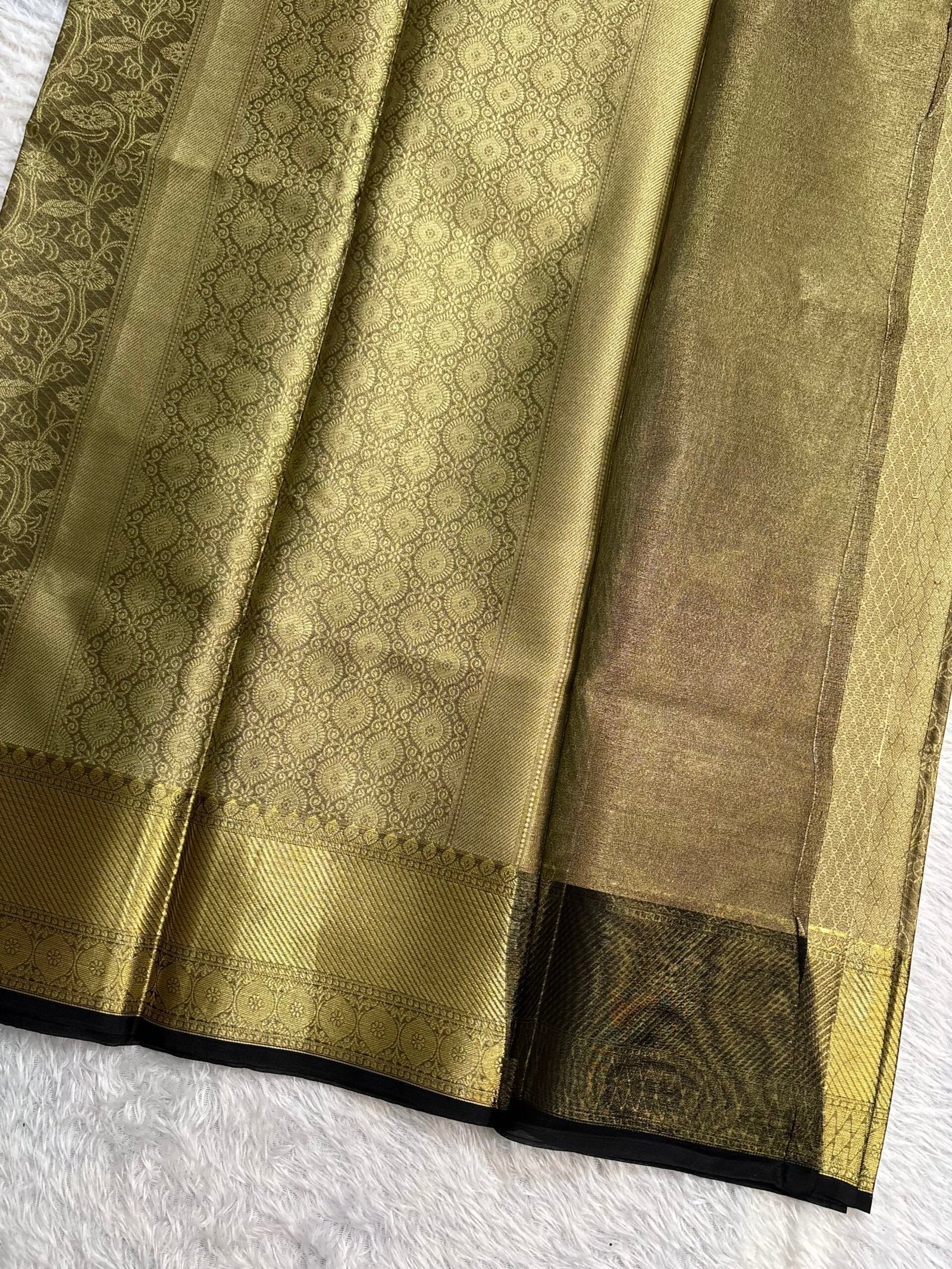 SDF816 - Gold with Black - Image 3