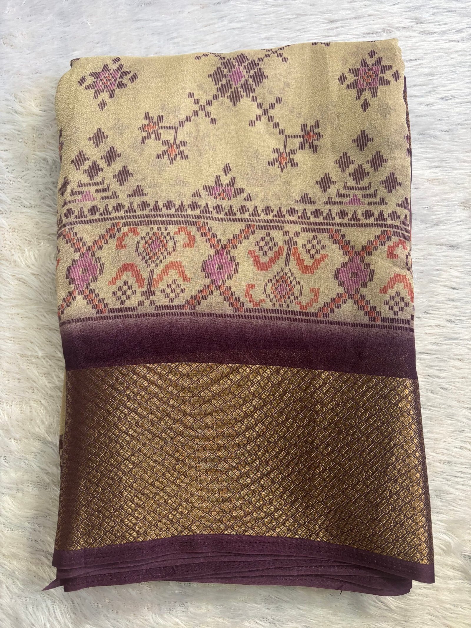 SDD2505 - Off White with Purple