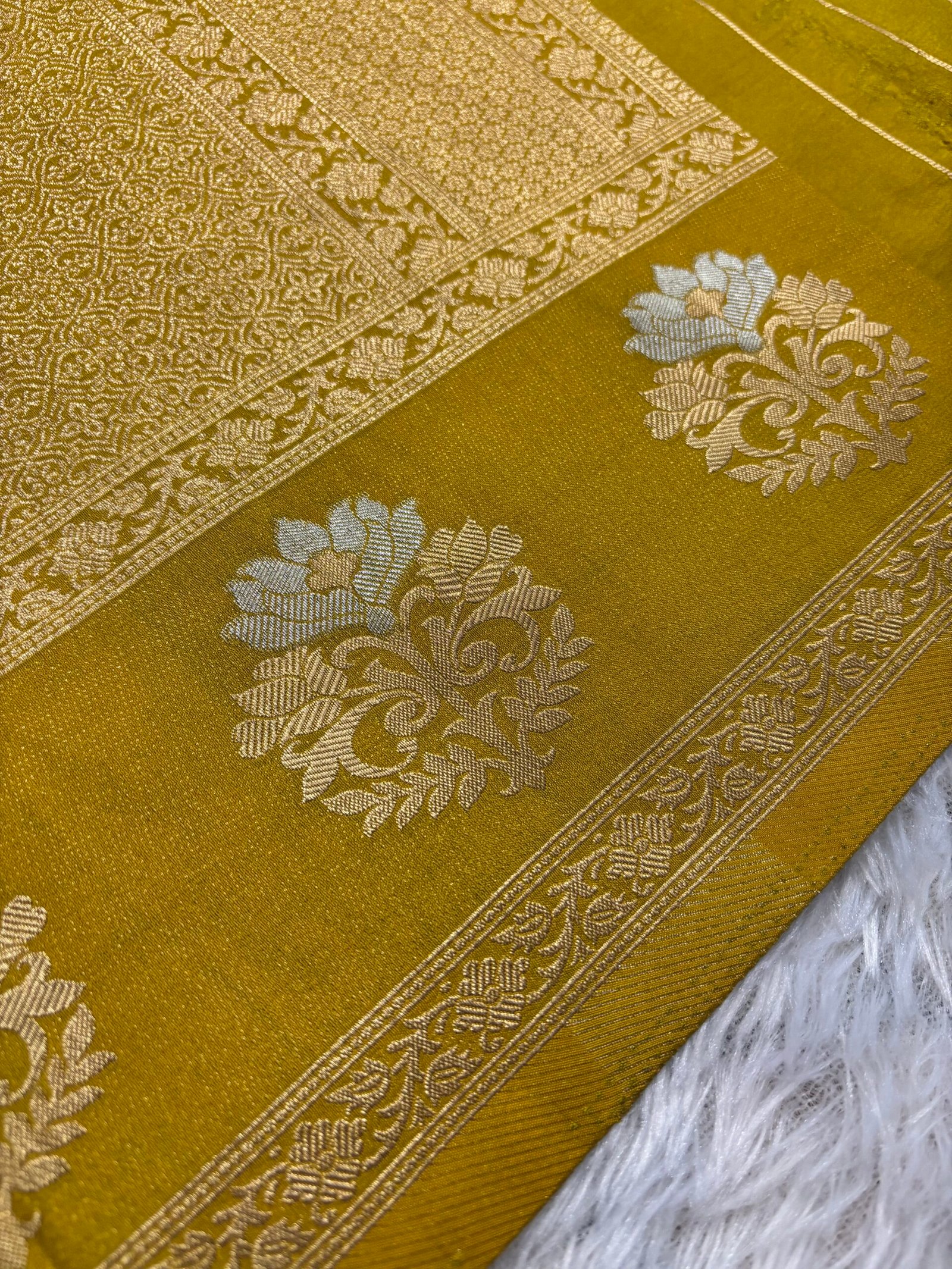 RCA2514 - Mustard Yellow - Image 2