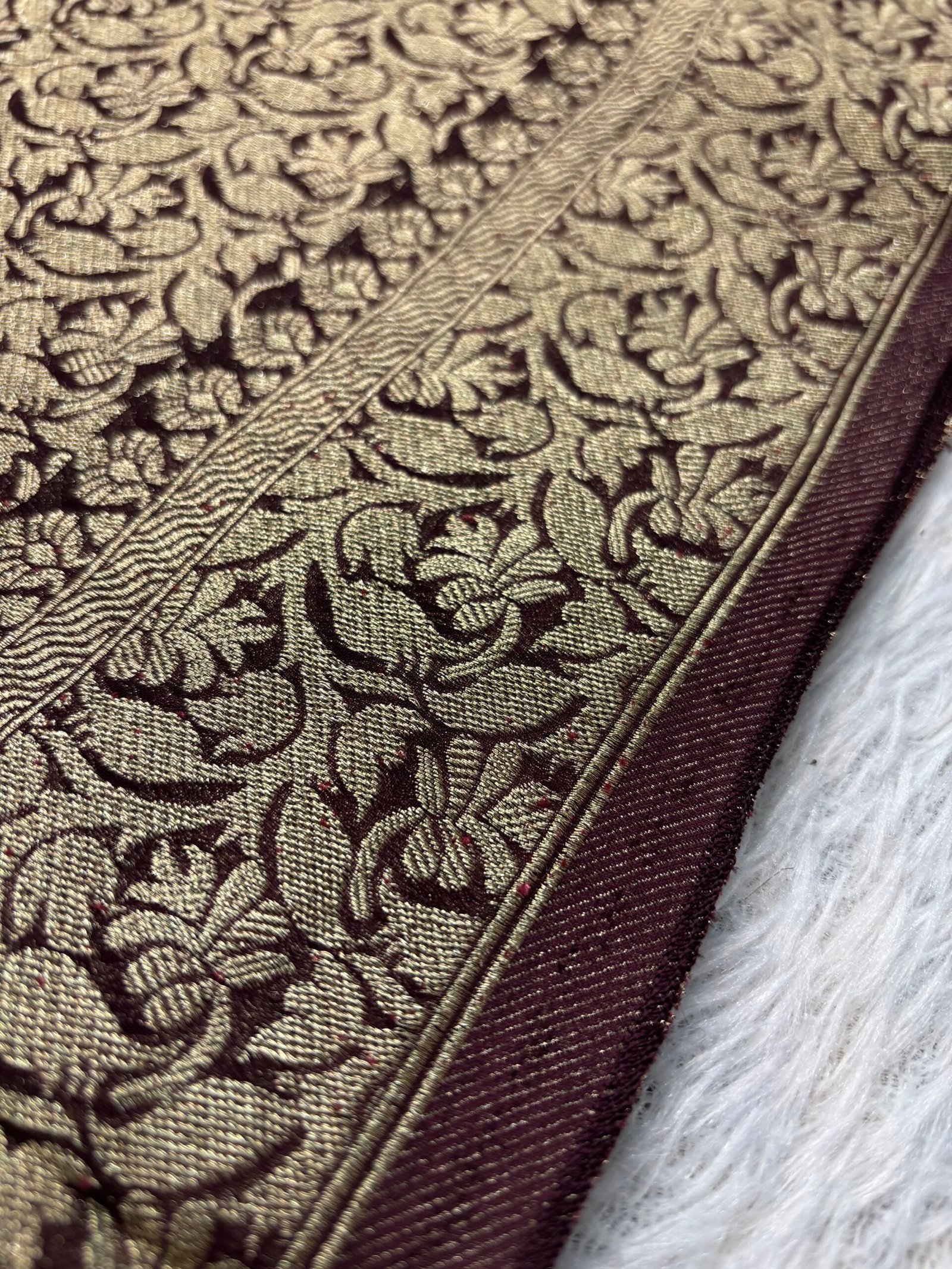 RCI010 - Pale Turquoise with Brown - Image 2