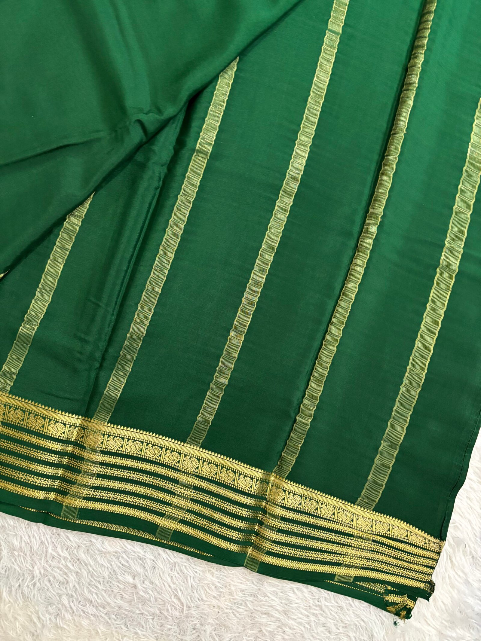 MDD532 - Bottle Green - Image 3