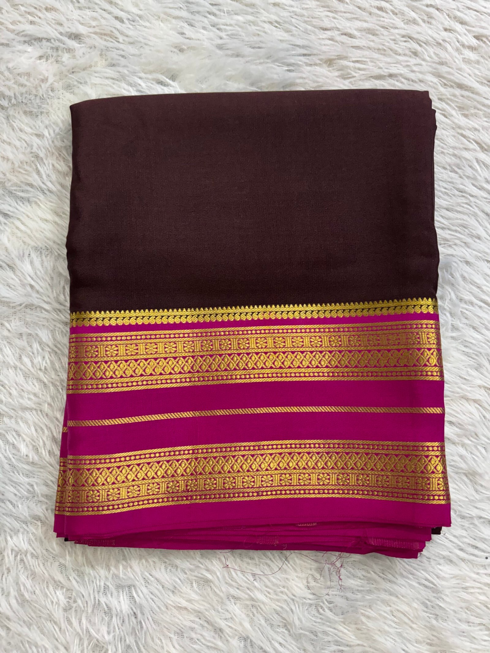 MDD519 - Dark Brown with Pink