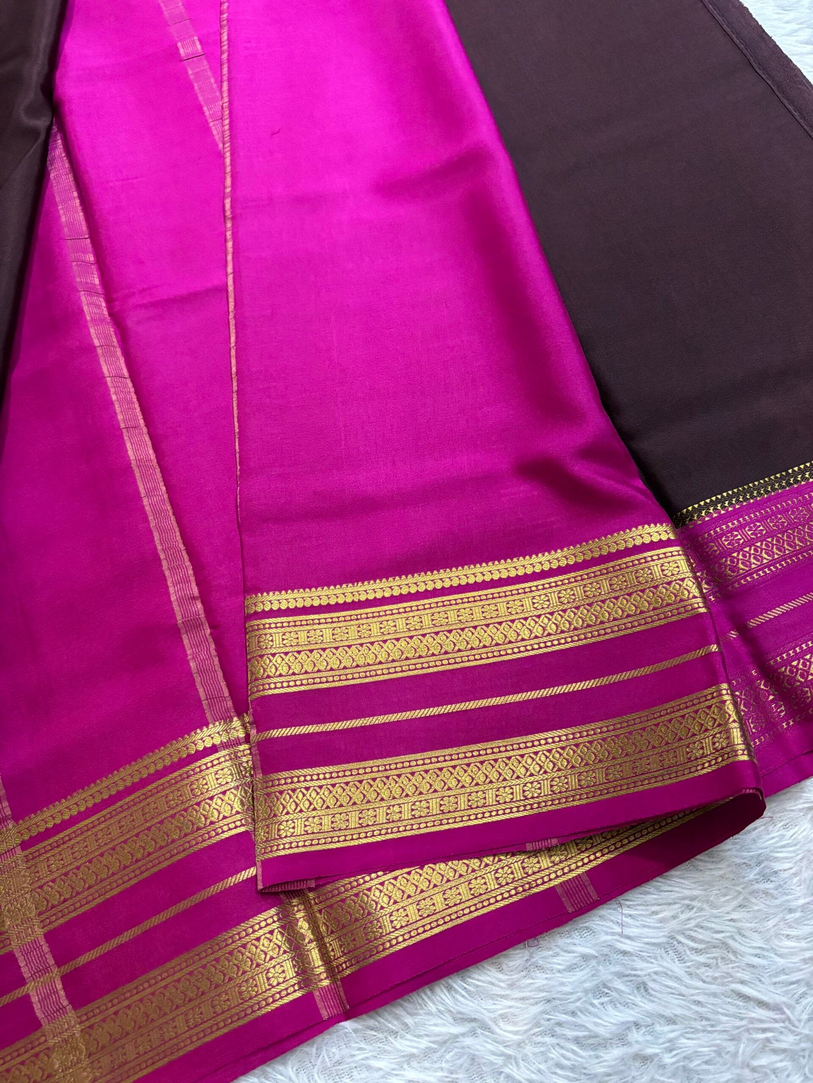 MDD519 - Dark Brown with Pink - Image 4