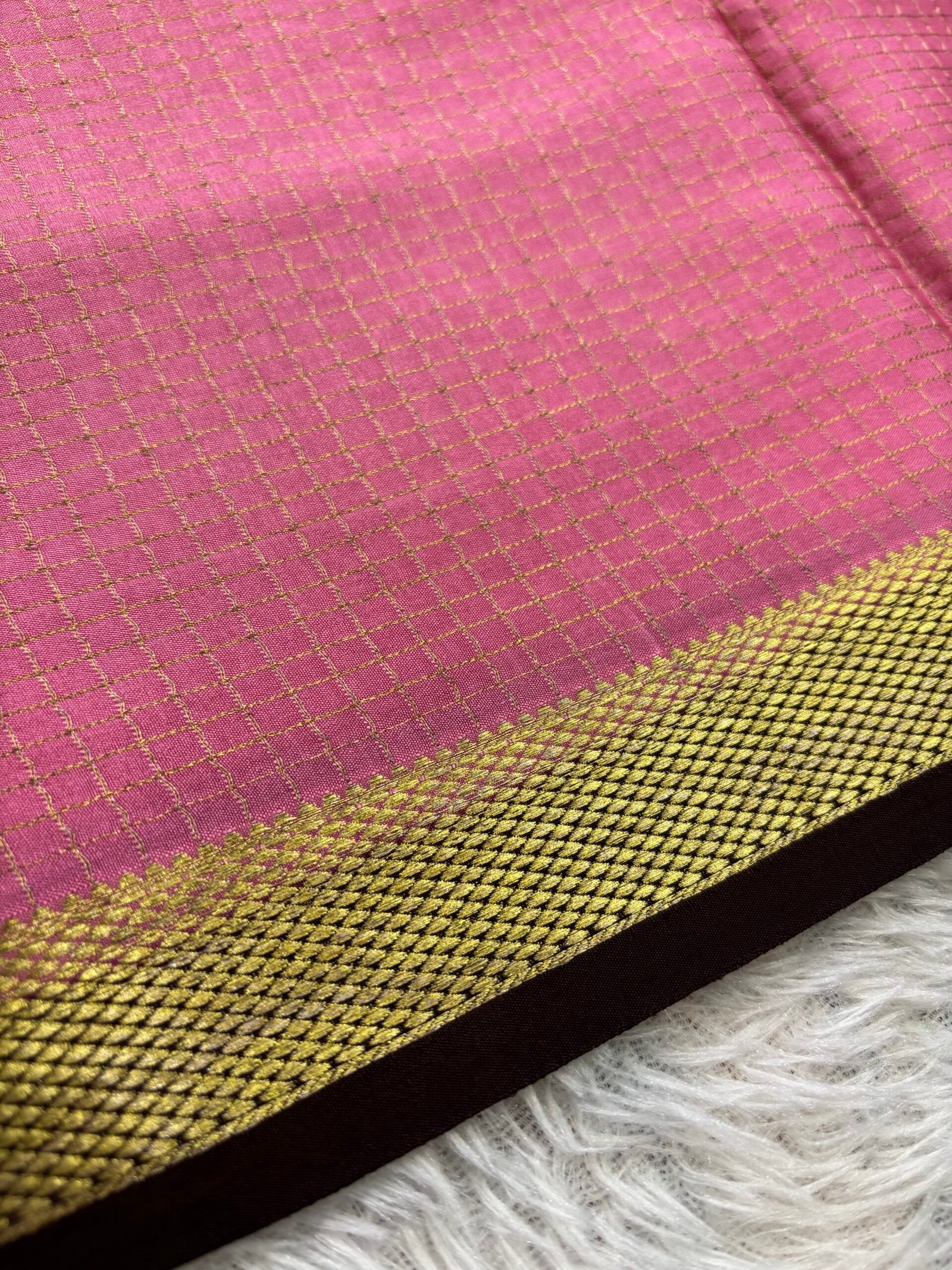 MDC428 - Salmon Pink with Brown - Image 2