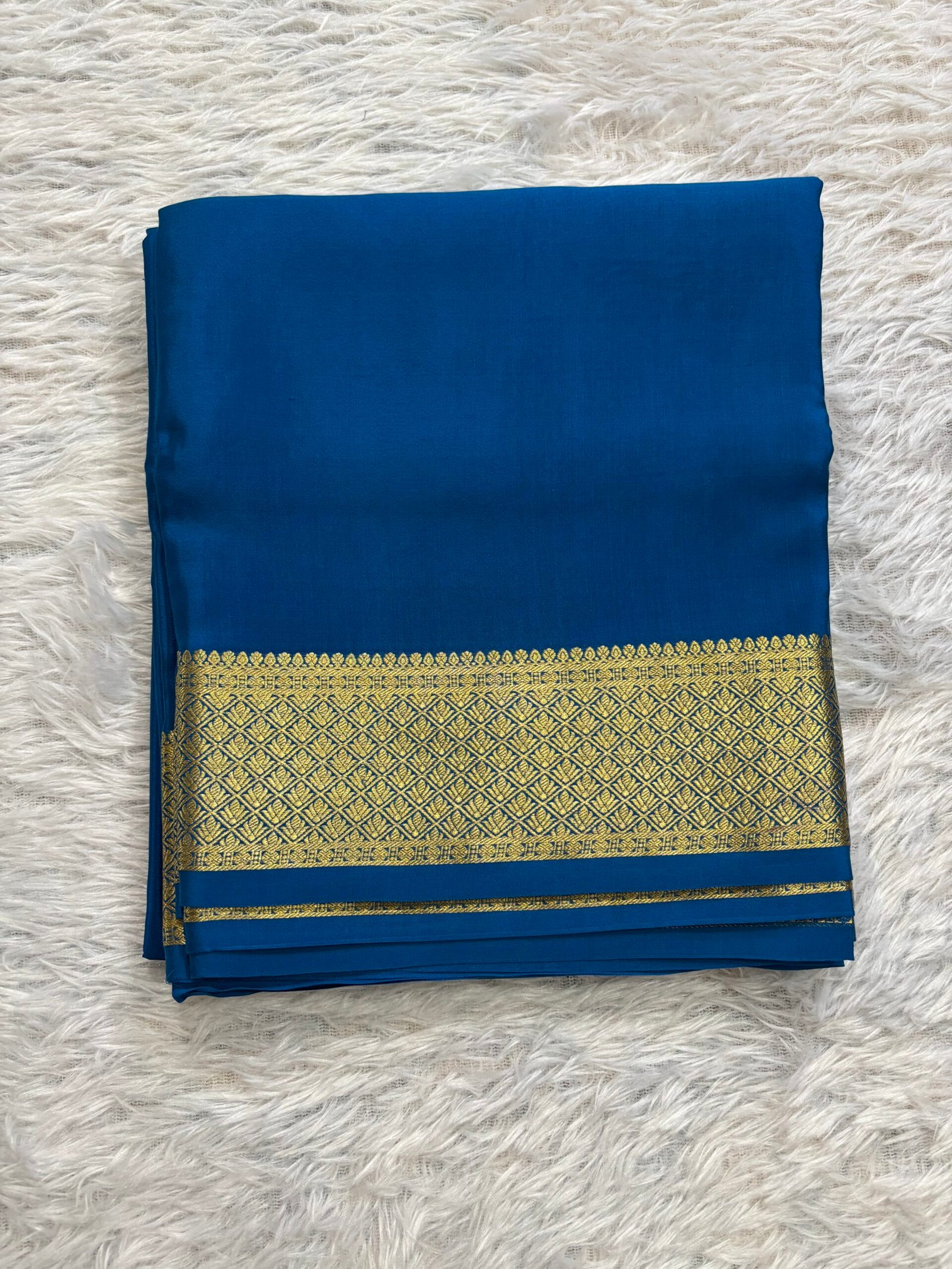 MDC559 - Peacock Blue