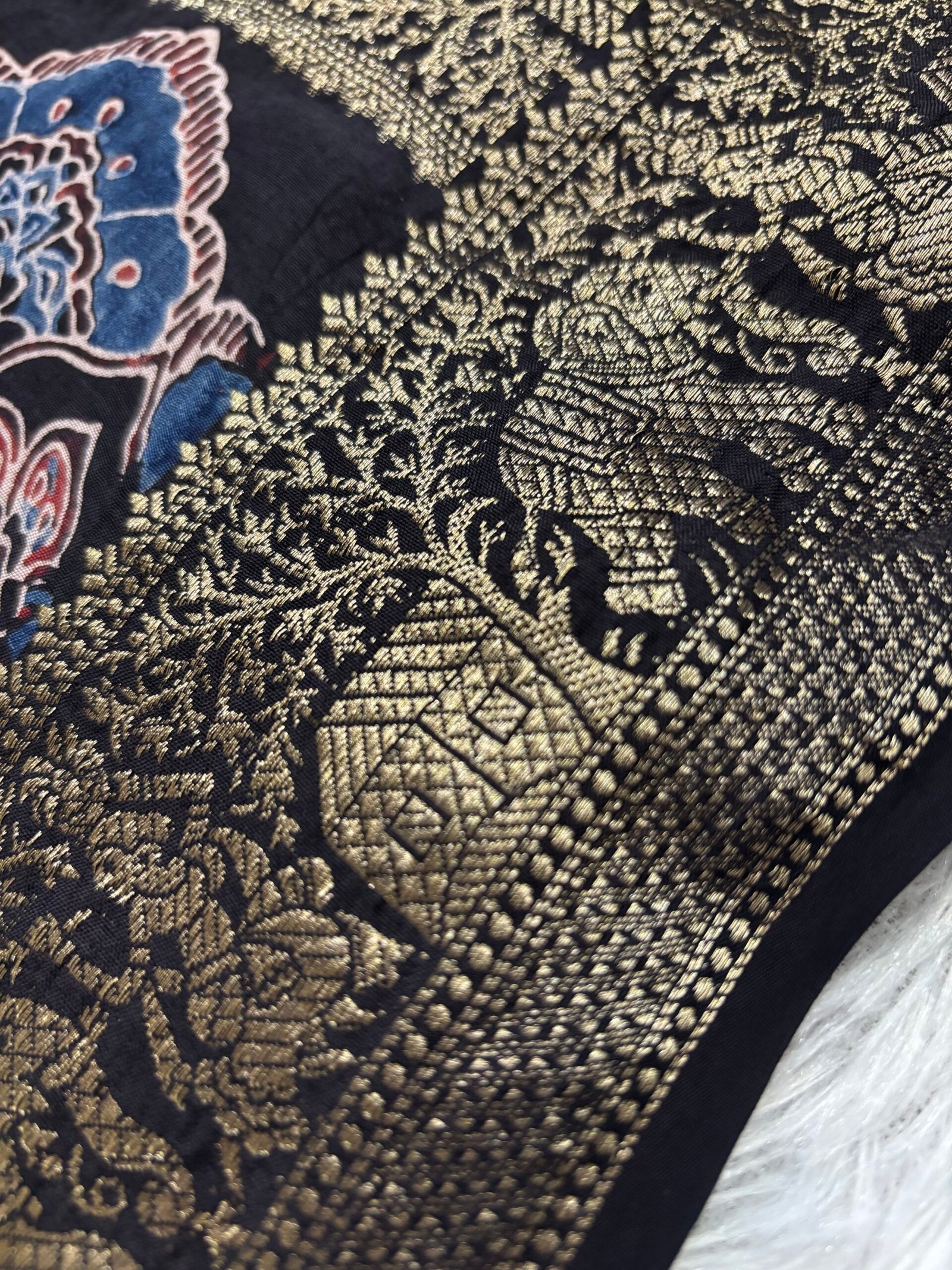 YKA7501 - Black , Blue and Maroon - Image 2