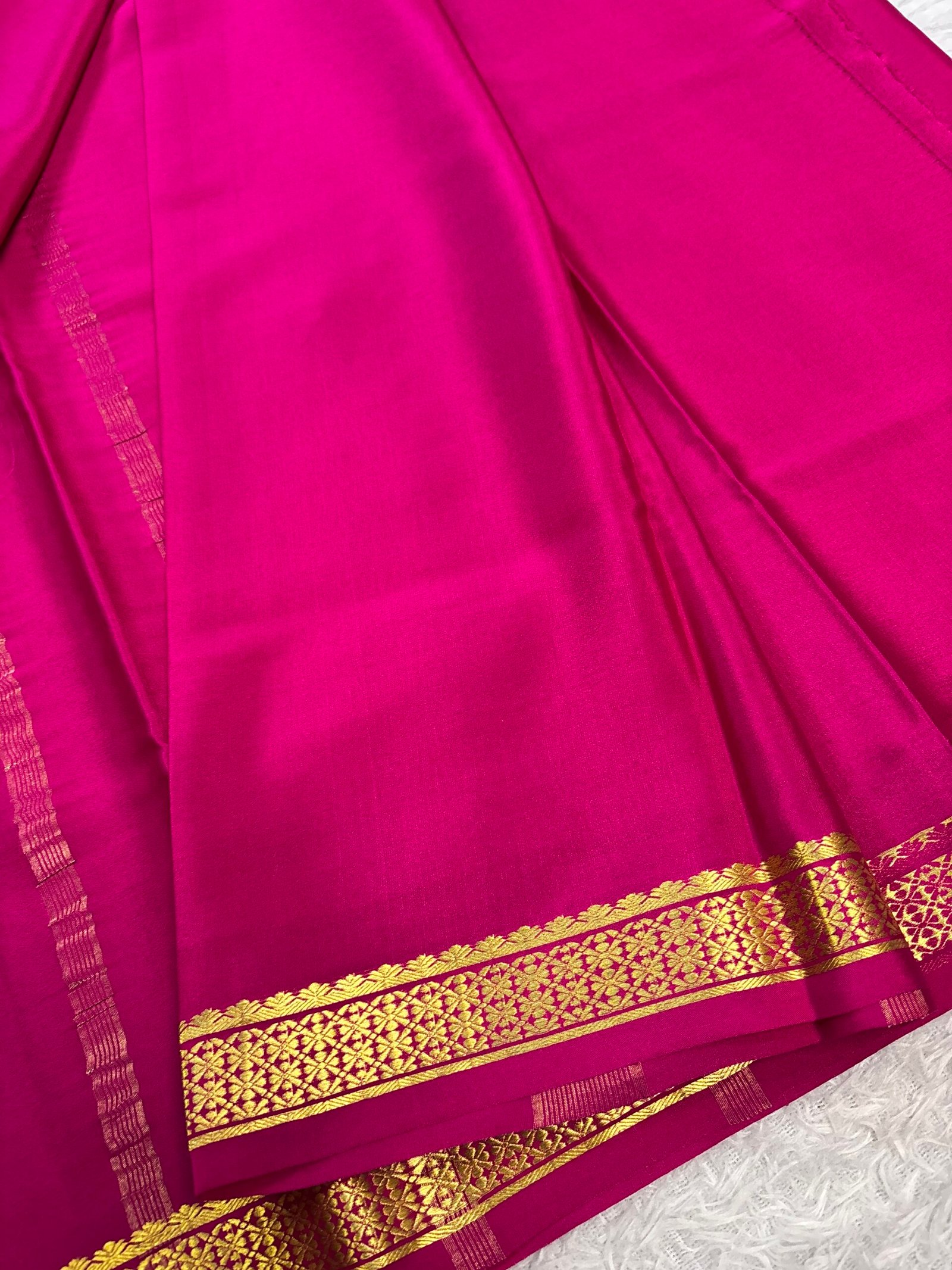 SL036- Pure Mysore crepe silk saree - Image 4
